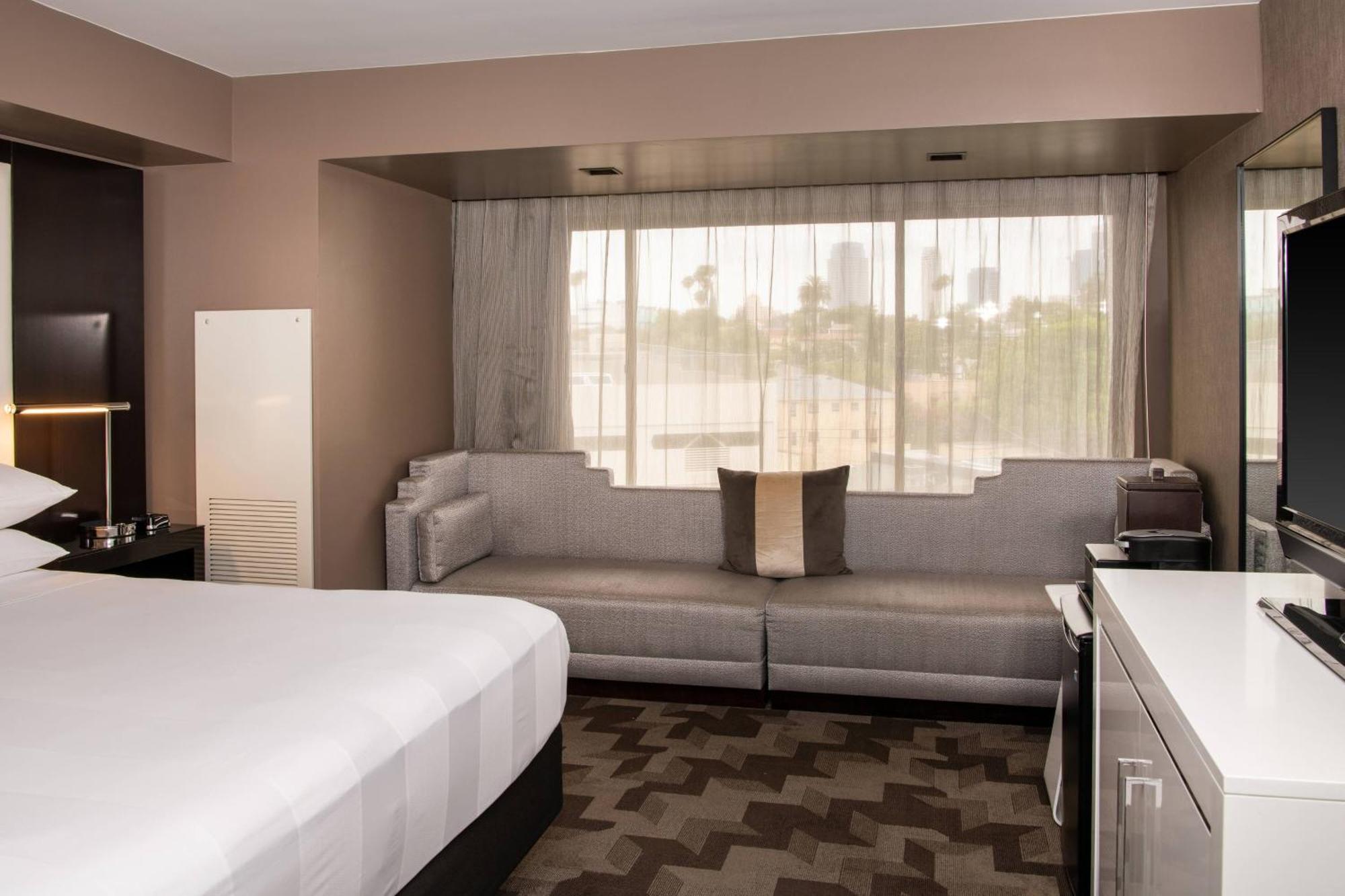 Beverly Hills Marriott Hotel